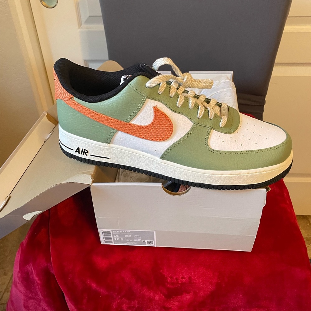 Nike Air Force 1 Low Olive and Coral Sneakers Mens Size 15